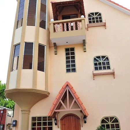 Hostal Los Jensen Playa Dorada Екстериор снимка