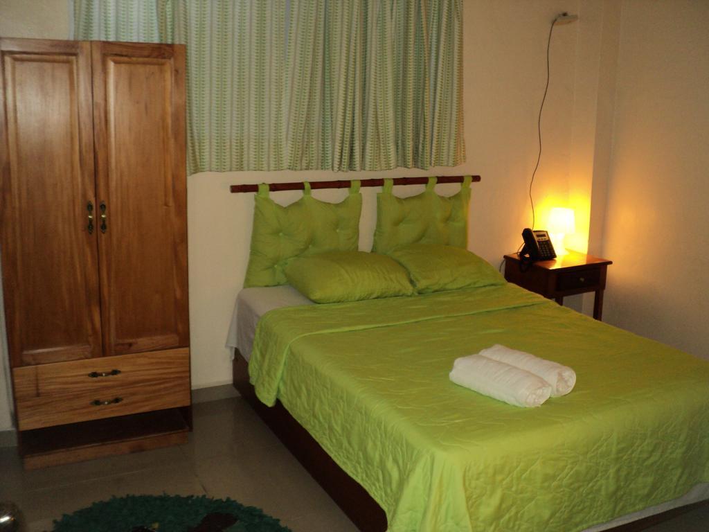 Hostal Los Jensen Playa Dorada Екстериор снимка