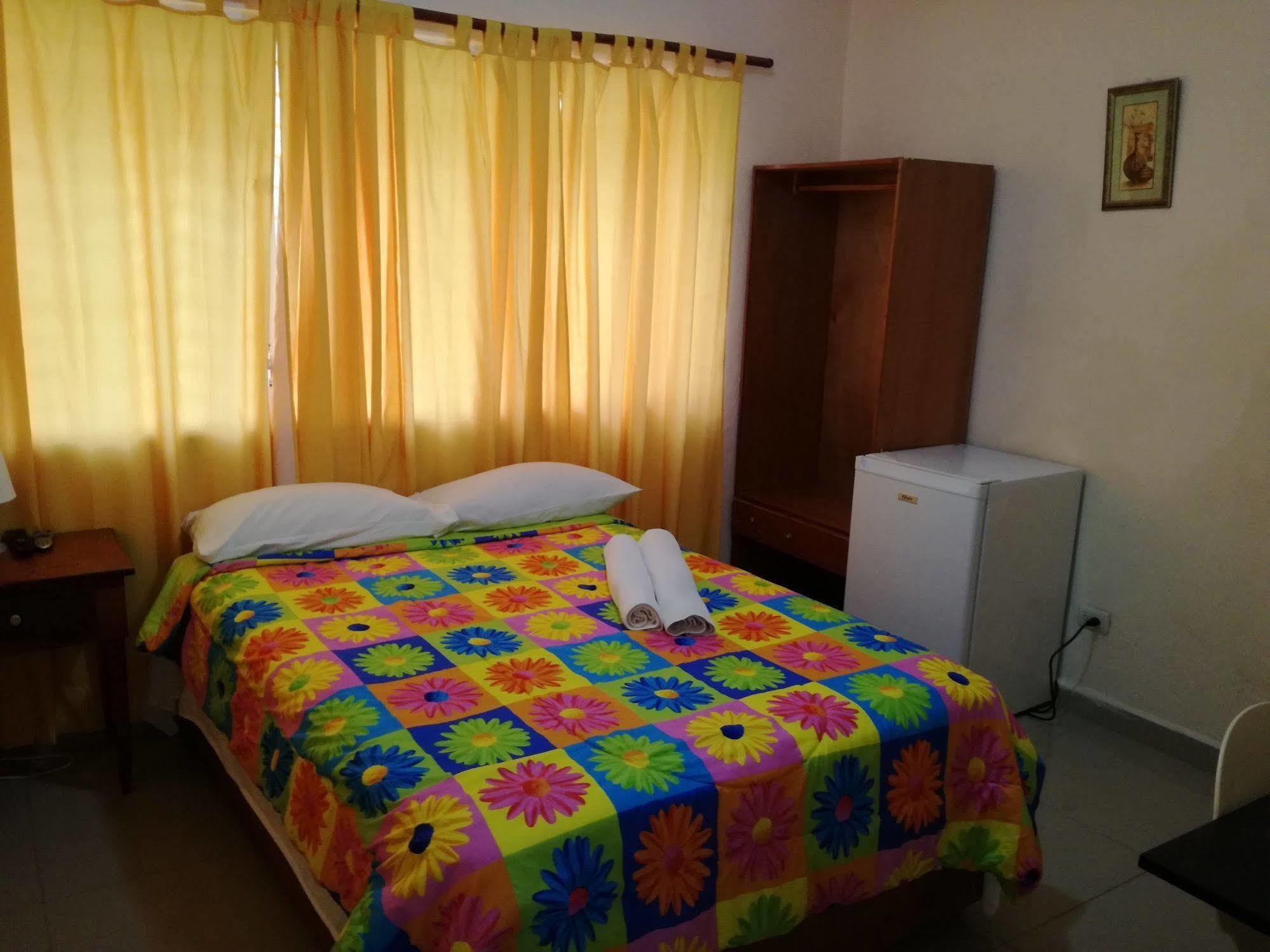 Hostal Los Jensen Playa Dorada Екстериор снимка
