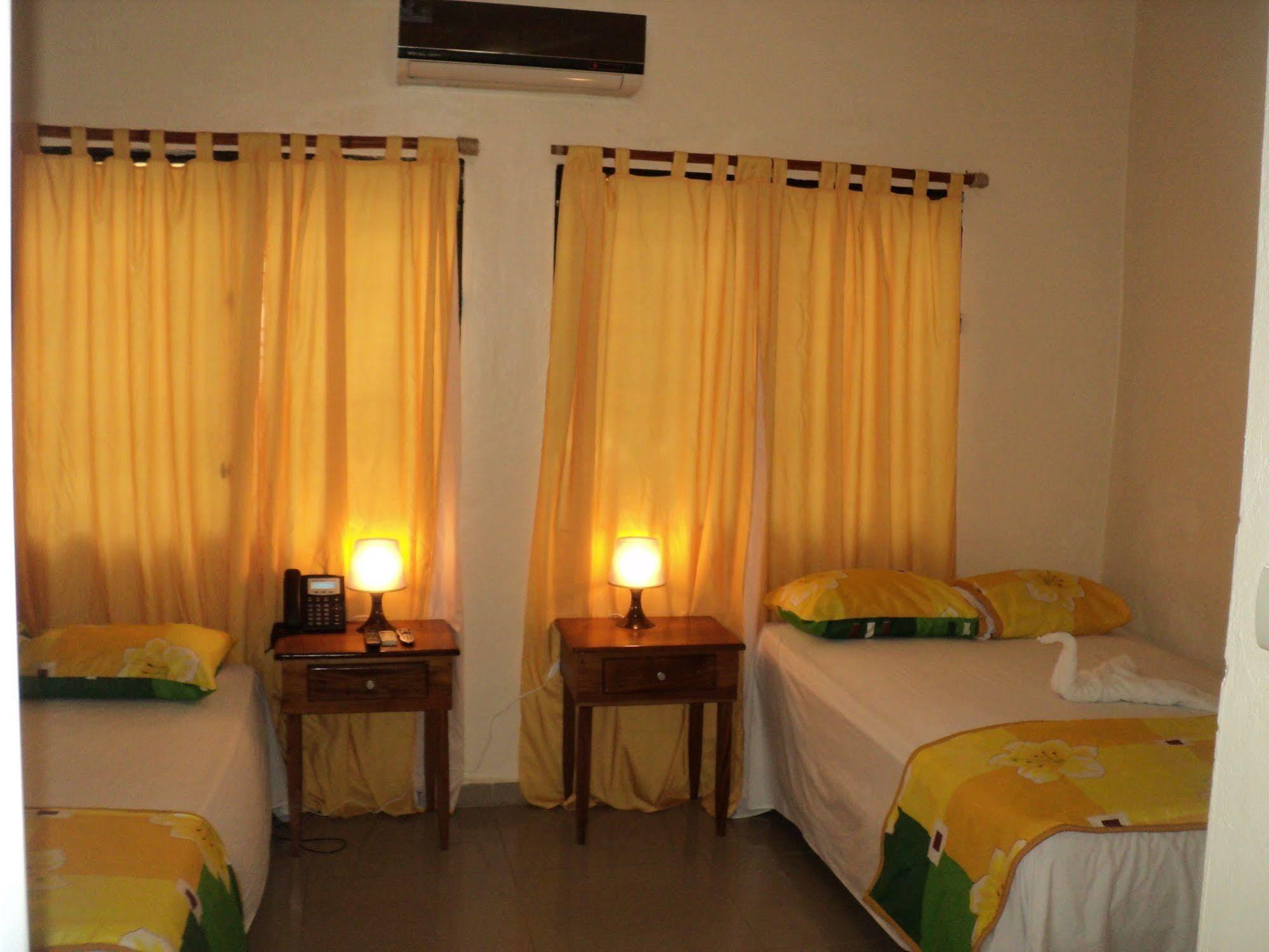 Hostal Los Jensen Playa Dorada Екстериор снимка